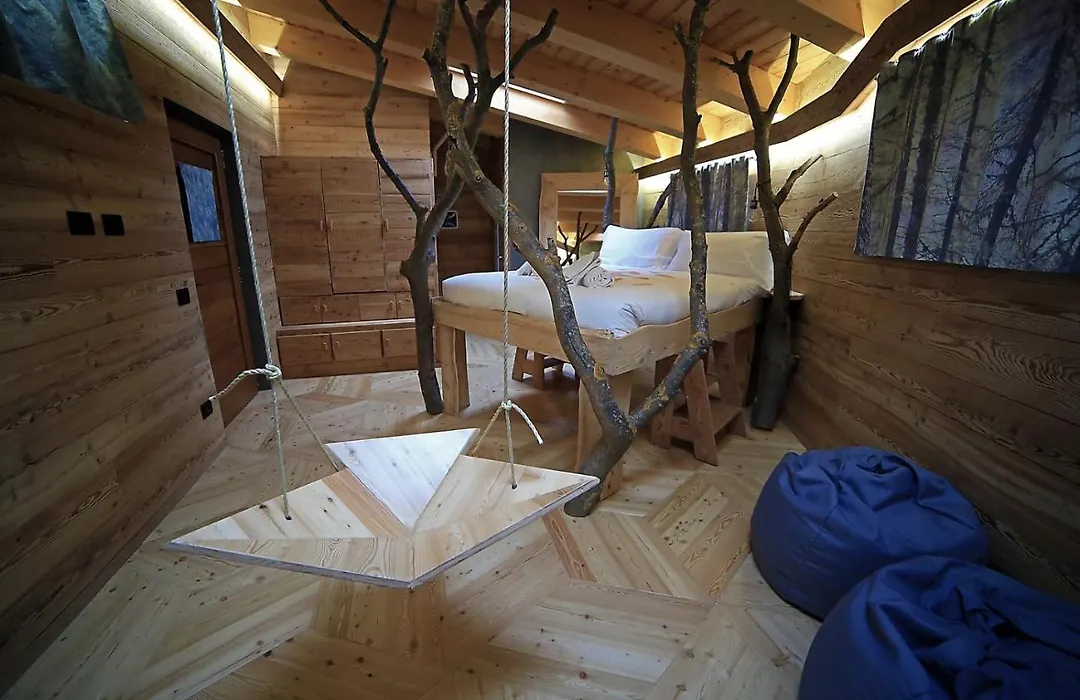 One Room-1